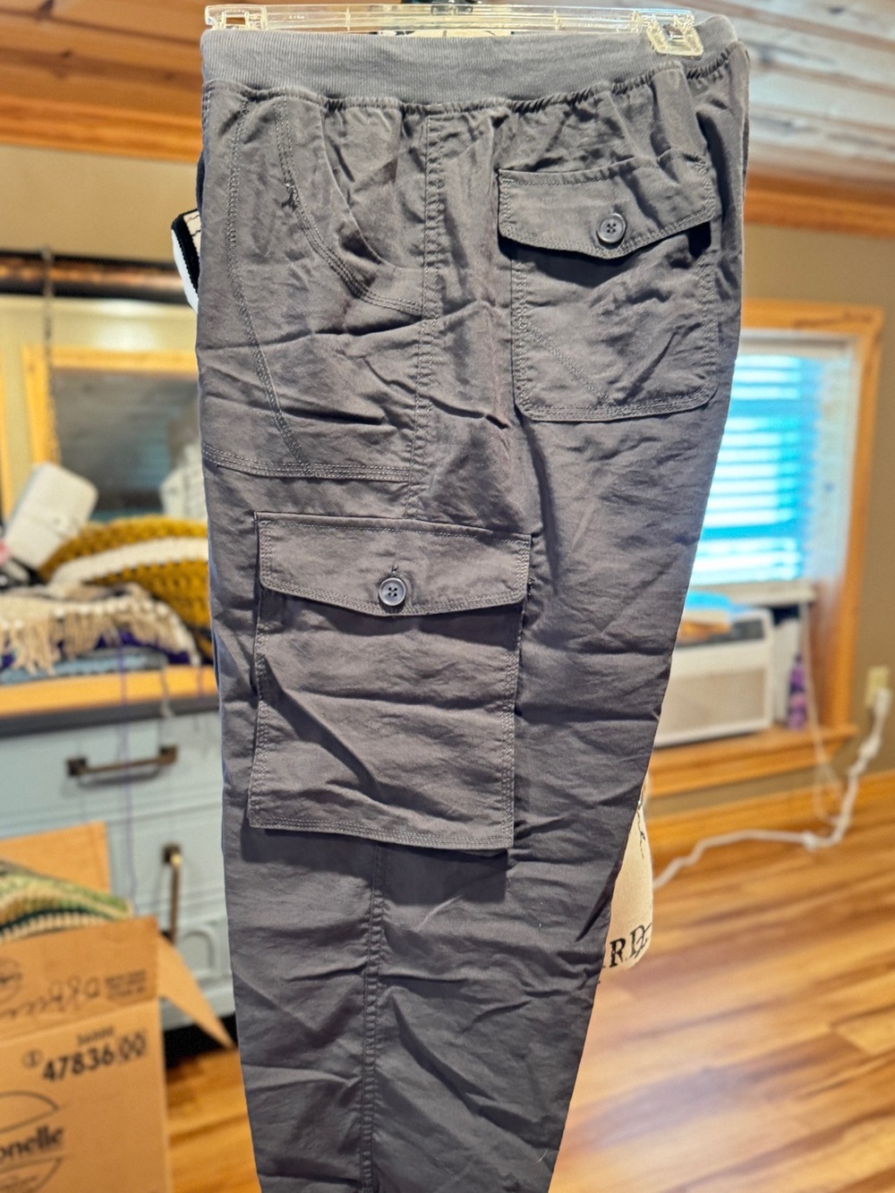 Men's Gray Cargo Pants - Casual Utility Style